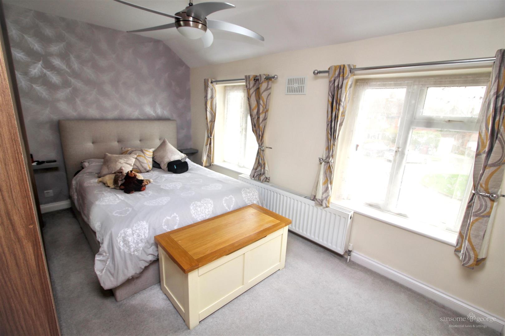 Portland Gardens, Tilehurst, Reading